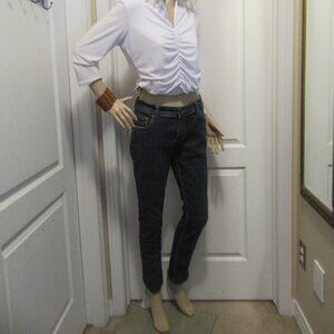 Ladies Blue Jeans D66 -Size 29